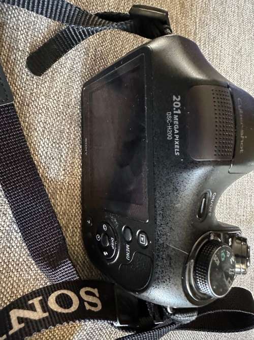 Sony Cybershot DSC-H200 Black 20.1MP 26X Optical SteadyShot image stabilization Digital Camera