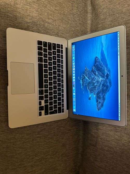 MACBOOK AIR 13 INCH 2017 CORE I5 8GB RAM 121GB SSD