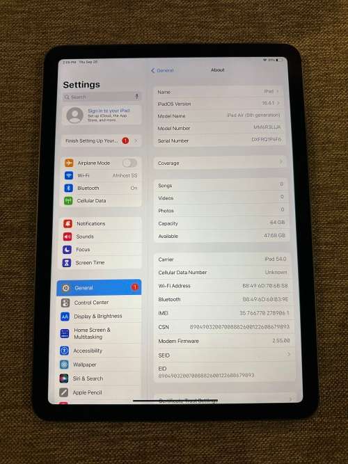 iPad Air 5th Gen 64GB (Wi-Fi+Cell A2589)   [M1]  MINT CONDITION