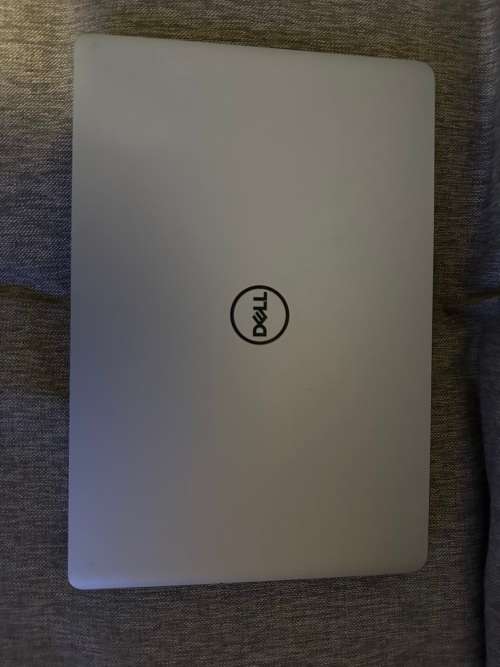 Dell Vostro 5581 8th Gen Intel Core i5-8265U, 16GB RAM, 256GB m.2 SSD,, 15.6` FHD