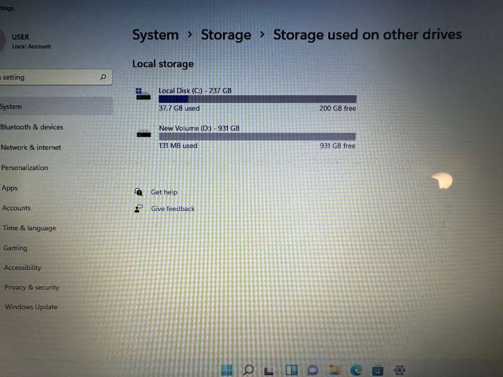 DELL INSPIRON 3593 CORE 17 10THGEN 16GB RAM 256GB SSD 1TB HDD