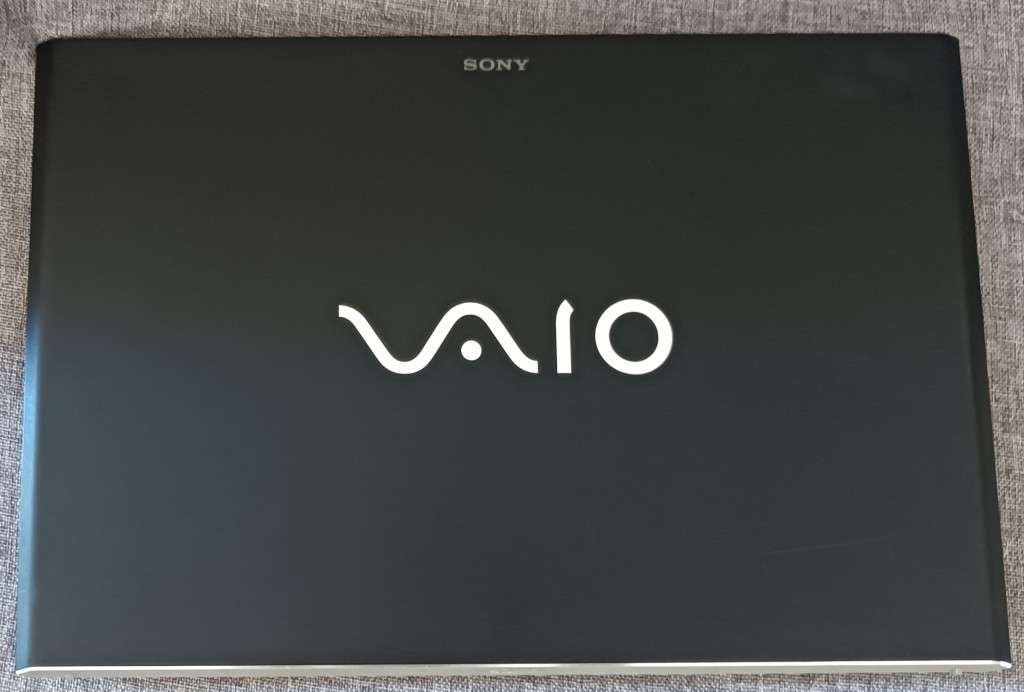 Sony VAIO SVP13212SG UltraBook, 13.3` Full HD, Intel® Core i5 i5-4200U@1.6GHz,4GB RAM, 128 GB m.2