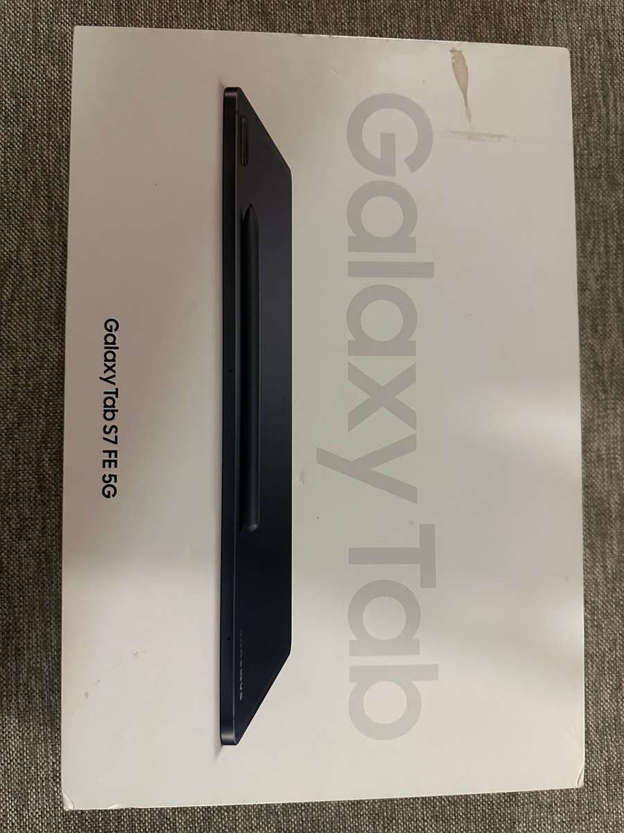 Samsung Galaxy Tab S7 FE 5G 128GB - Mystic Black With Keyboard