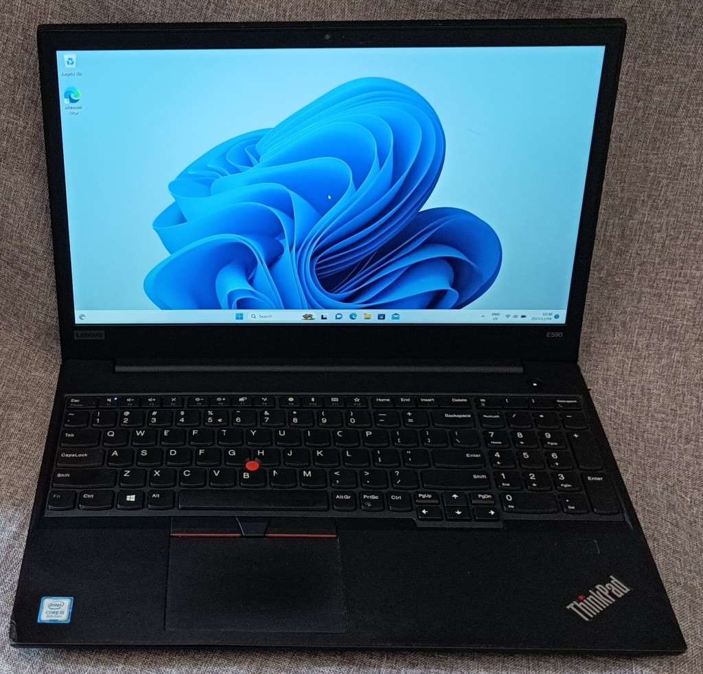 Lenovo Thinkpad E590, 8th Gen Intel i5-8265U@1.8GHz, 16GB RAM, 256GB NVMe SSD, 15` FHD Display,