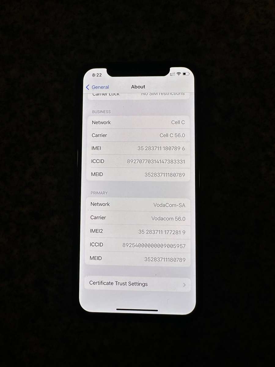I PHONE 11 PRO  256 GB 75% BATTERY HEALTH PHYSICAL DUAL SIM  PLIZ READ