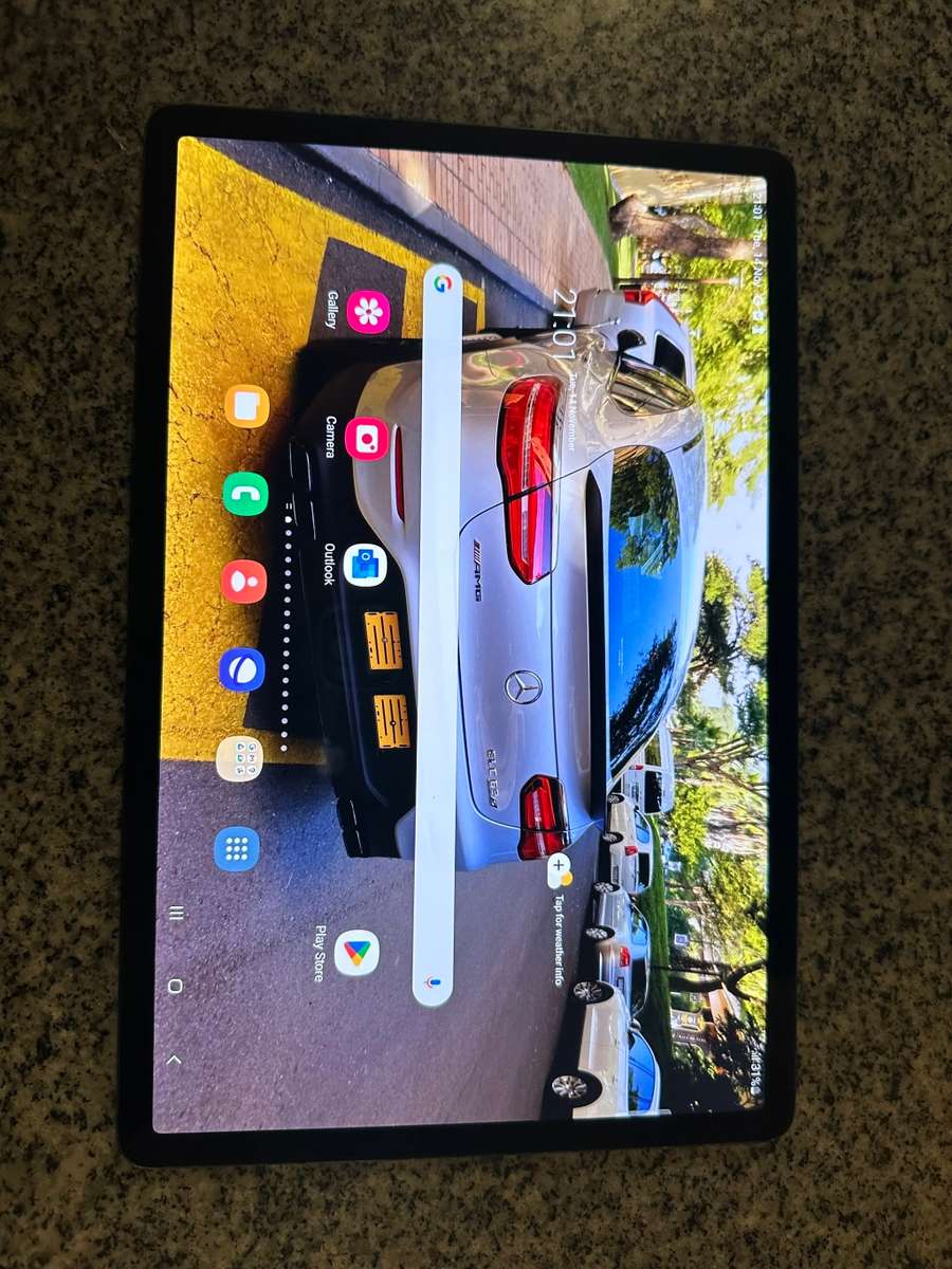 Samsung Galaxy Tab S7 FE 5G 128GB - Mystic Black With Keyboard