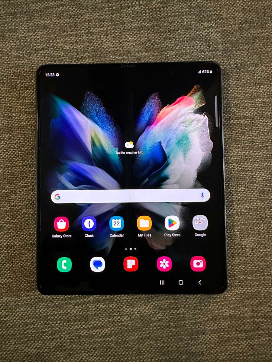 SAMSUNG Z FOLD 3 5G 12GB RAM 256GB MEMORY DUAL SIM