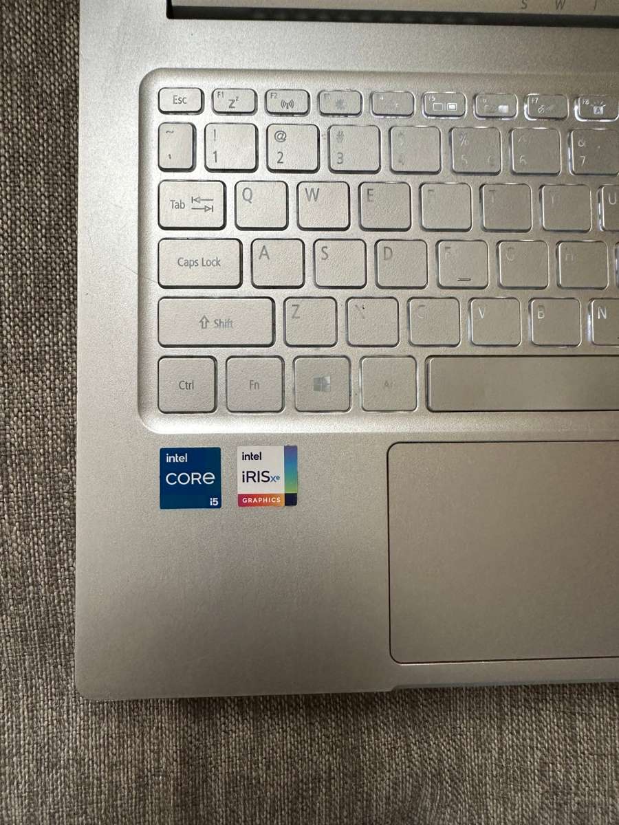 ACER SWIFT 3 CORE  I5 11TH GEN IRIS XE GRAPHICS 8GBNRAM 512GBSSD HDR DISPLAY PLEASE READ