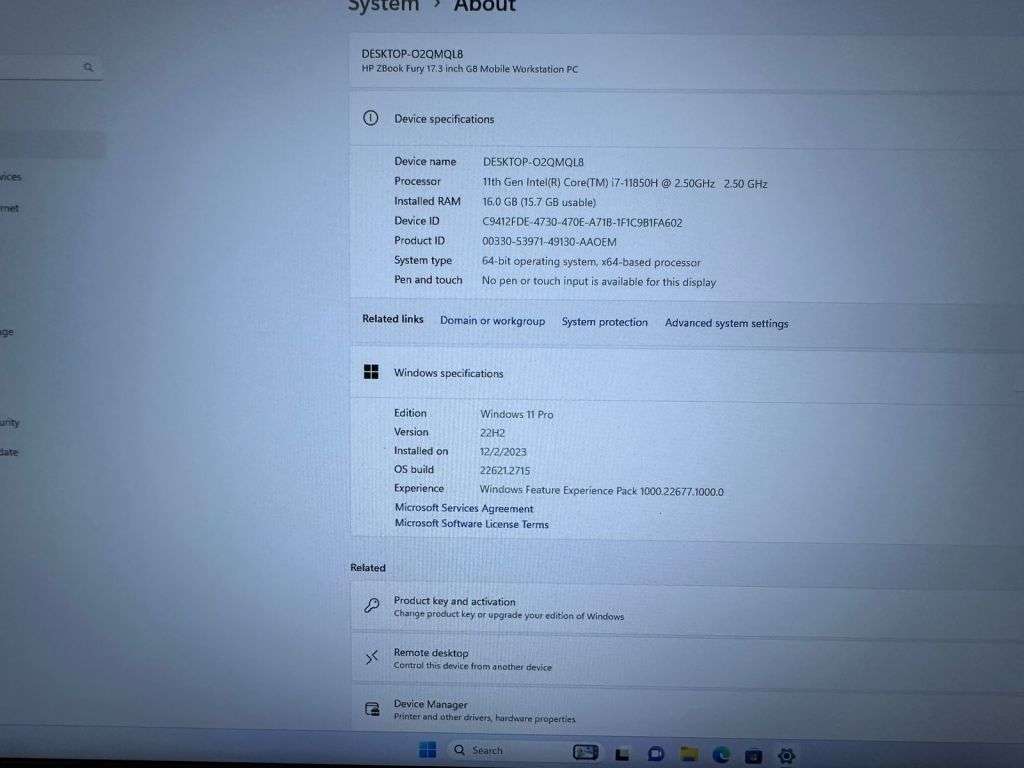 HP Zbook Fury 17 G8 Mobile Workstation   Core i7-11800H / 17.3 FHD / 16GB RAM / 1TB SSD  LTE