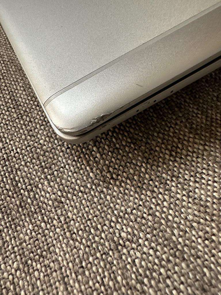 HP EliteBook 840 G5  8th Gen i7-8550U@1.9GHz, 8GB RAM, 256GB SSD,UHD GRAPHICS 620 FHD Display LTE