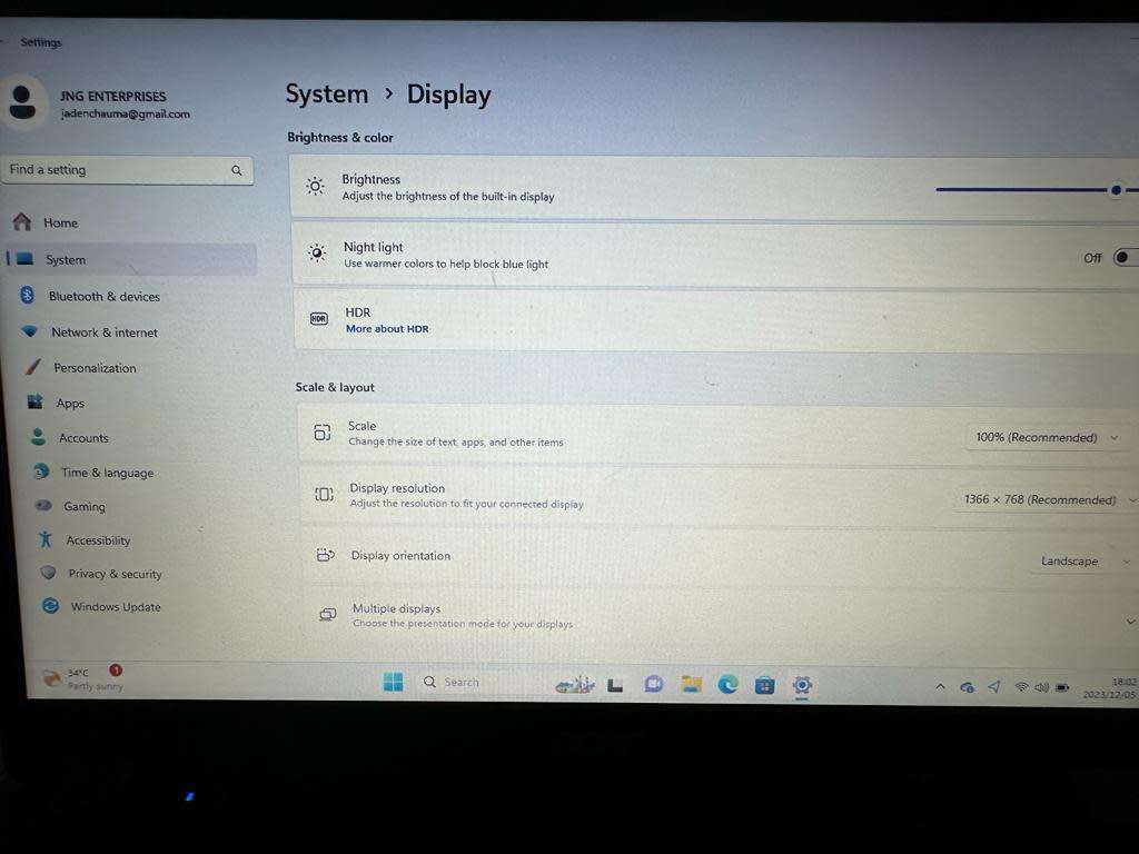 ACER A315-54K CORE I3 8TH GEN 8GB RAM 256GB SSD PLEASE READ