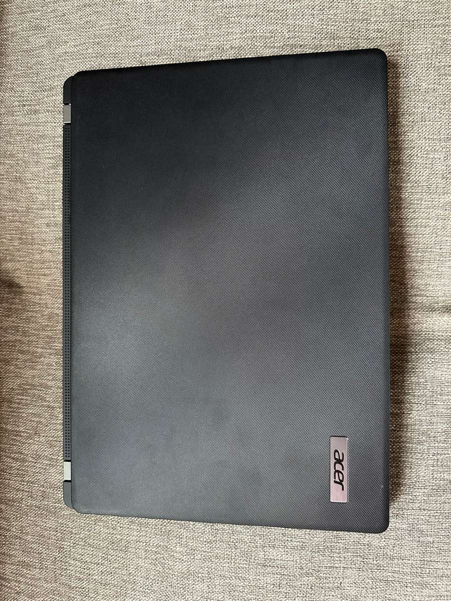 Acer TravelMate P214-53, 11th Gen i7-1165G, 16GB RAM, 512GB NVMe SSD, 14` FHD Display, LTE Mint