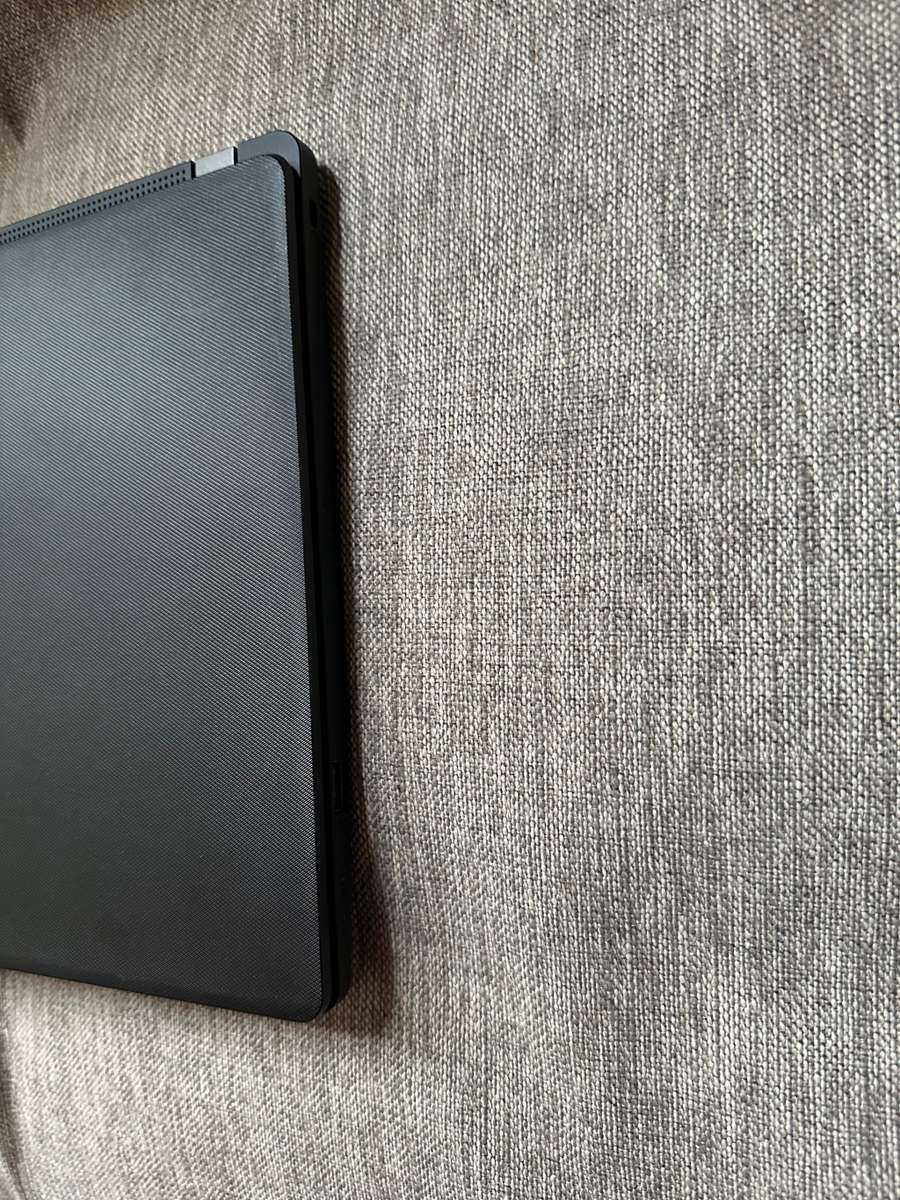 Acer TravelMate P214-53, 11th Gen i7-1165G, 16GB RAM, 512GB NVMe SSD, 14` FHD Display, LTE Mint