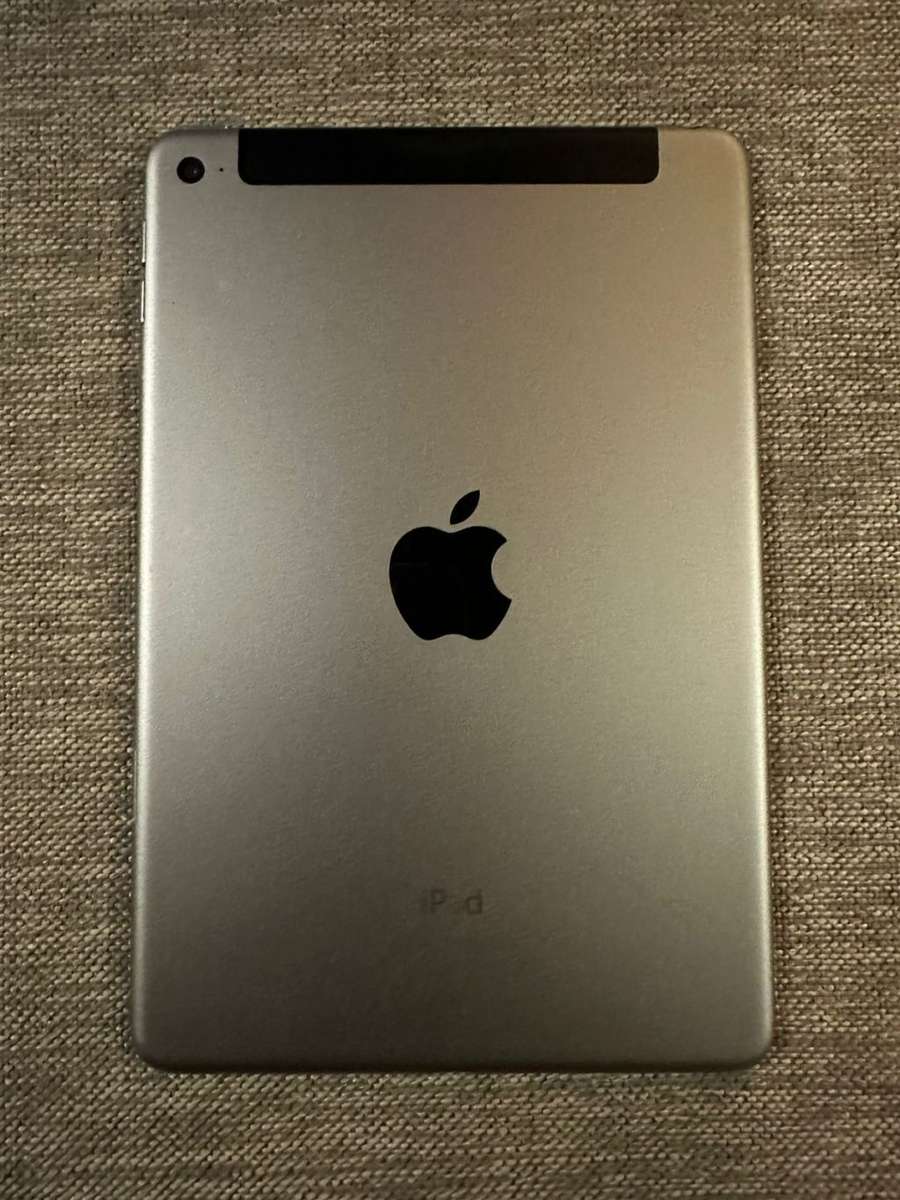 IPAD MINI 4  MODEL A1550 WIFI AND 4G 128GB