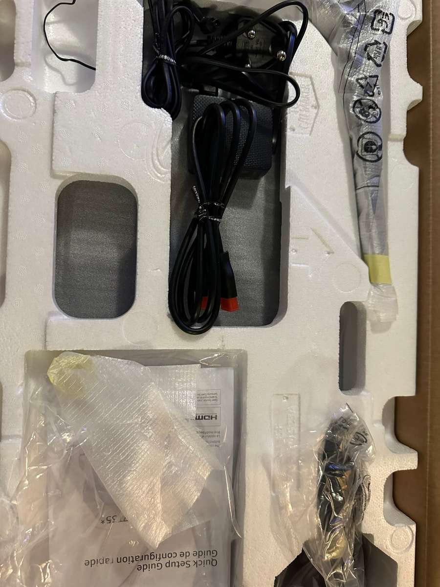 Samsung LF24T350F 24` FHD IPS Monitor New