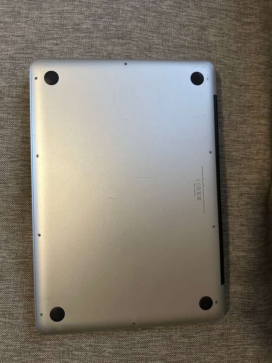 MACBOOK PRO 2012 CORE I7 13 INCH 8GB RAM 500GBHDD