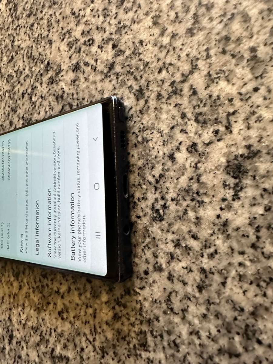 Samsung Note 9, 6GB RAM, 128Gb storage, dual  SIM with stylus pen