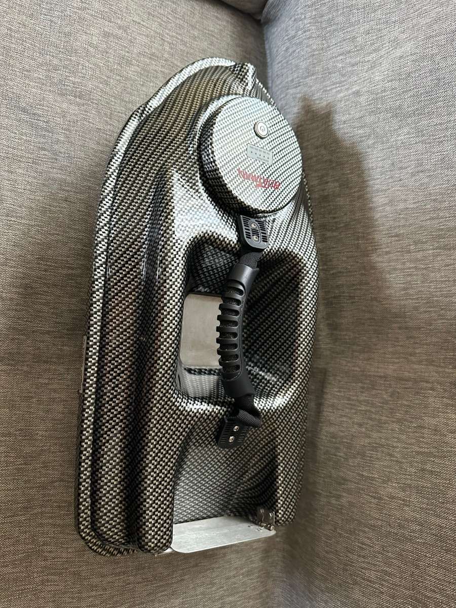 Actor Basic - Carbon Bait Boat