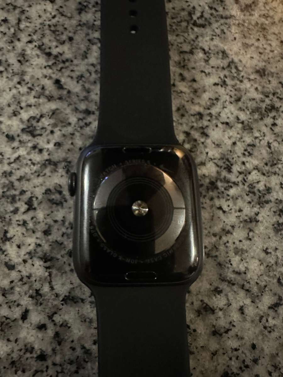 APPLE WATCH SERIES 5 44MM GPS NIKE EDITION
