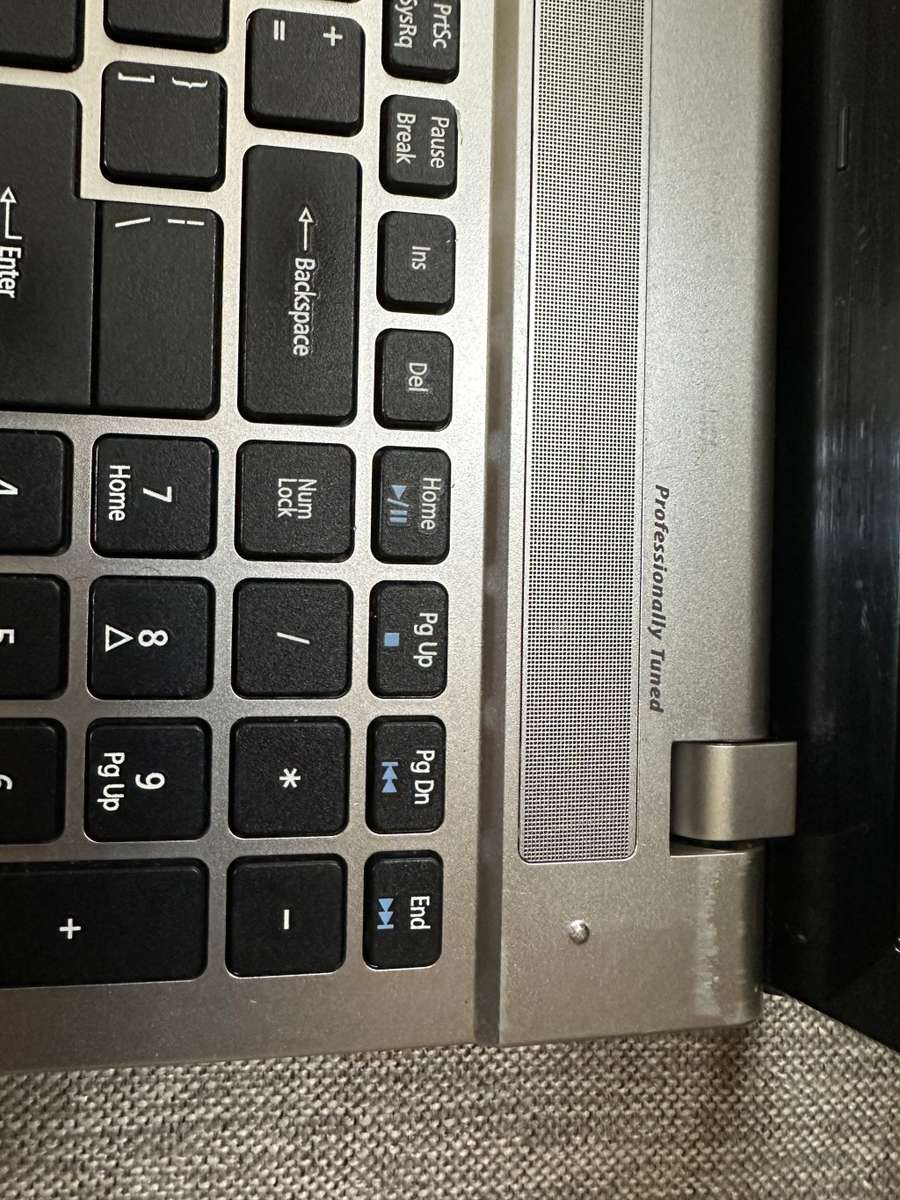 ACER ASPIRE V3 571G CORE I7 16GB RAM 120GB SSD NVIDIA GEFORCE GT 640M