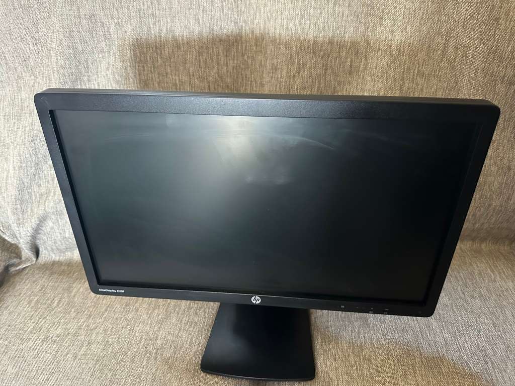HP EliteDisplay E201