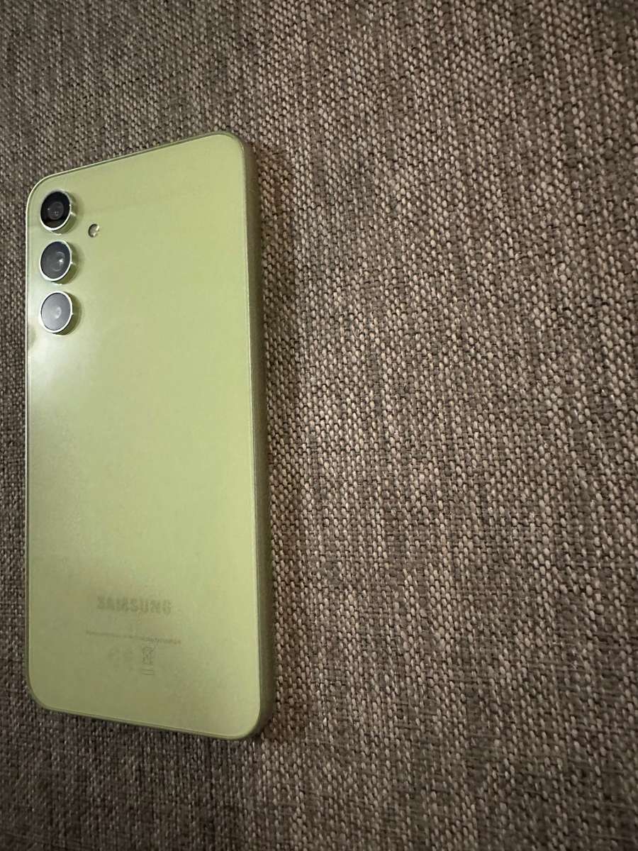 Samsung A54 5G Dual Sim  8GB RAM 256G MEMORY Mint As New Condition