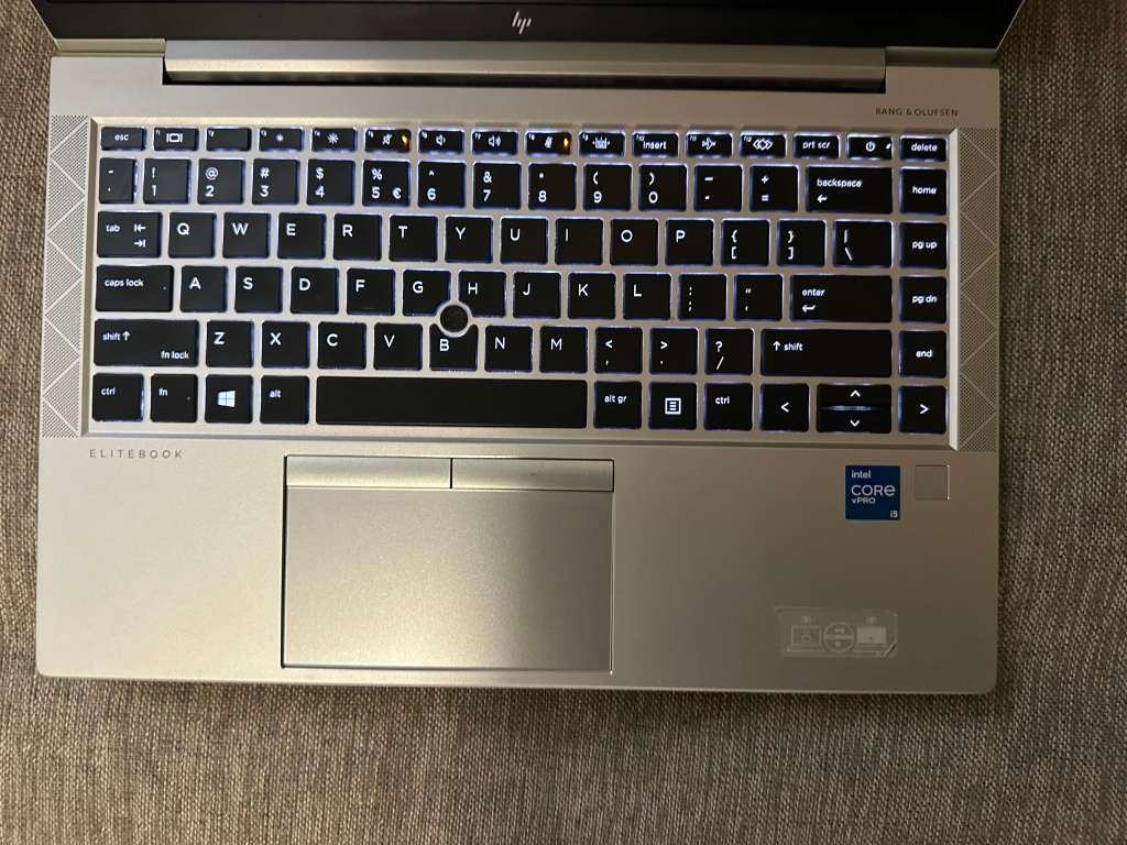 EliteBook 840 G8, 11th Gen i5 16GB RAM, 256GB NVMe SSD, 14` LTE  FHD Display Still with Hp Warranty