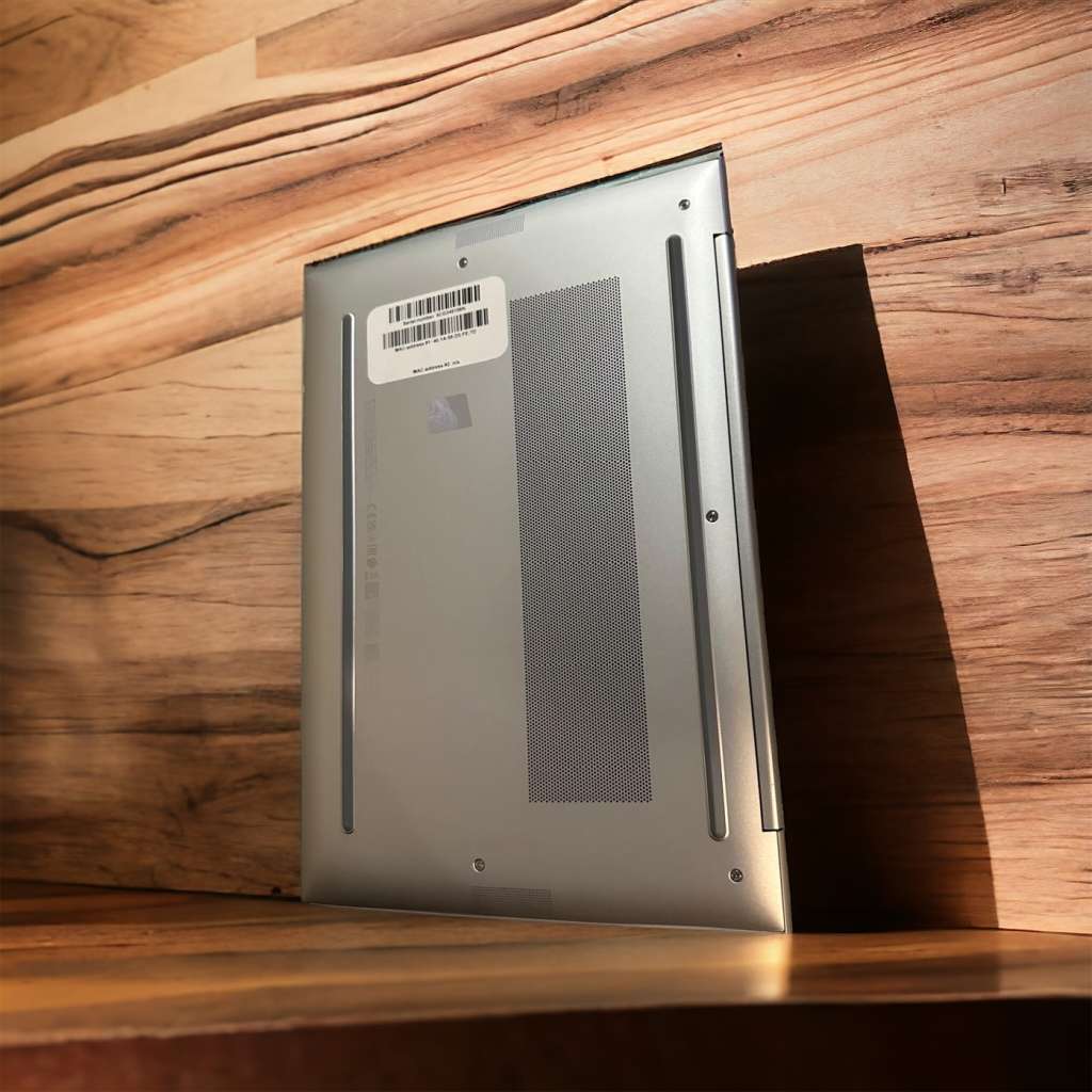 HP EliteBook 845 G10 14-inch WUXGA Laptop - AMD Ryzen 7 7840HS 512GB SSD 16GB RAM LTE  New Condition