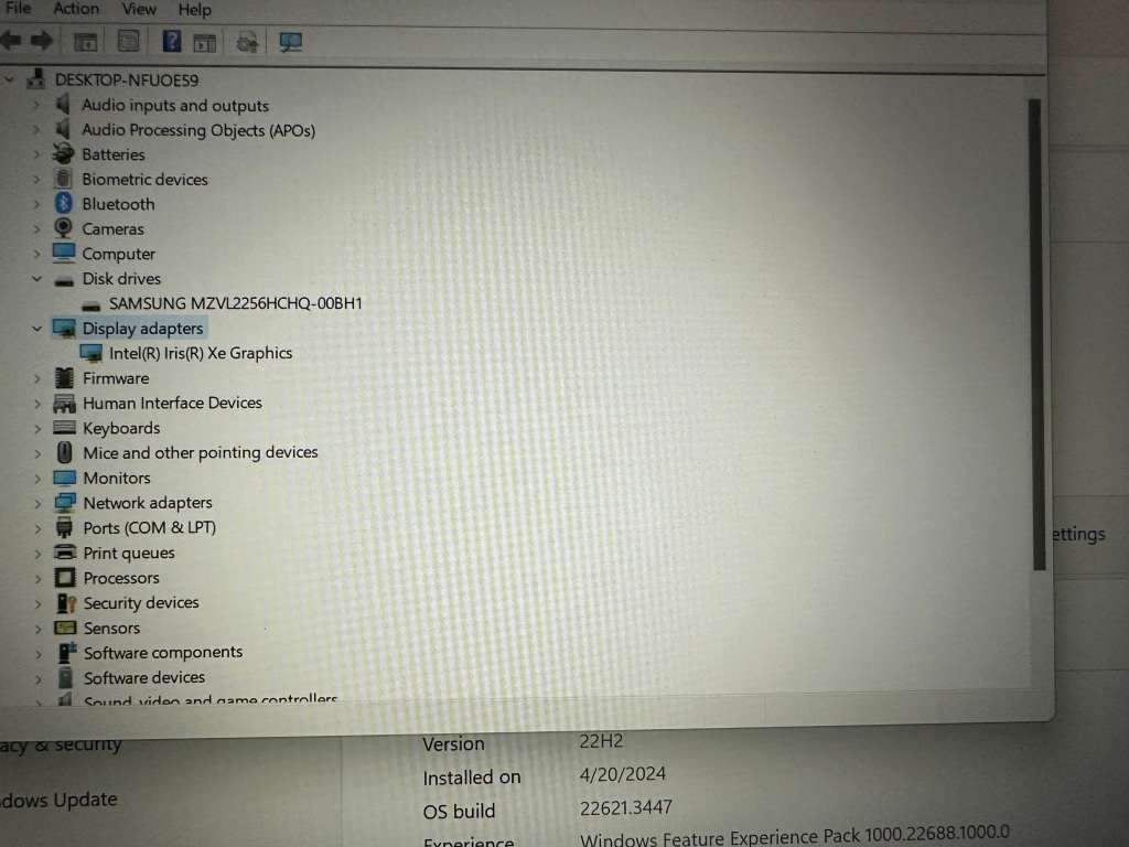 HP EliteBook 840G9, 12th Gen i5 V PRO   16GB RAM, 256GB  SS Iris Xe Graphics LTE Mint  Condition