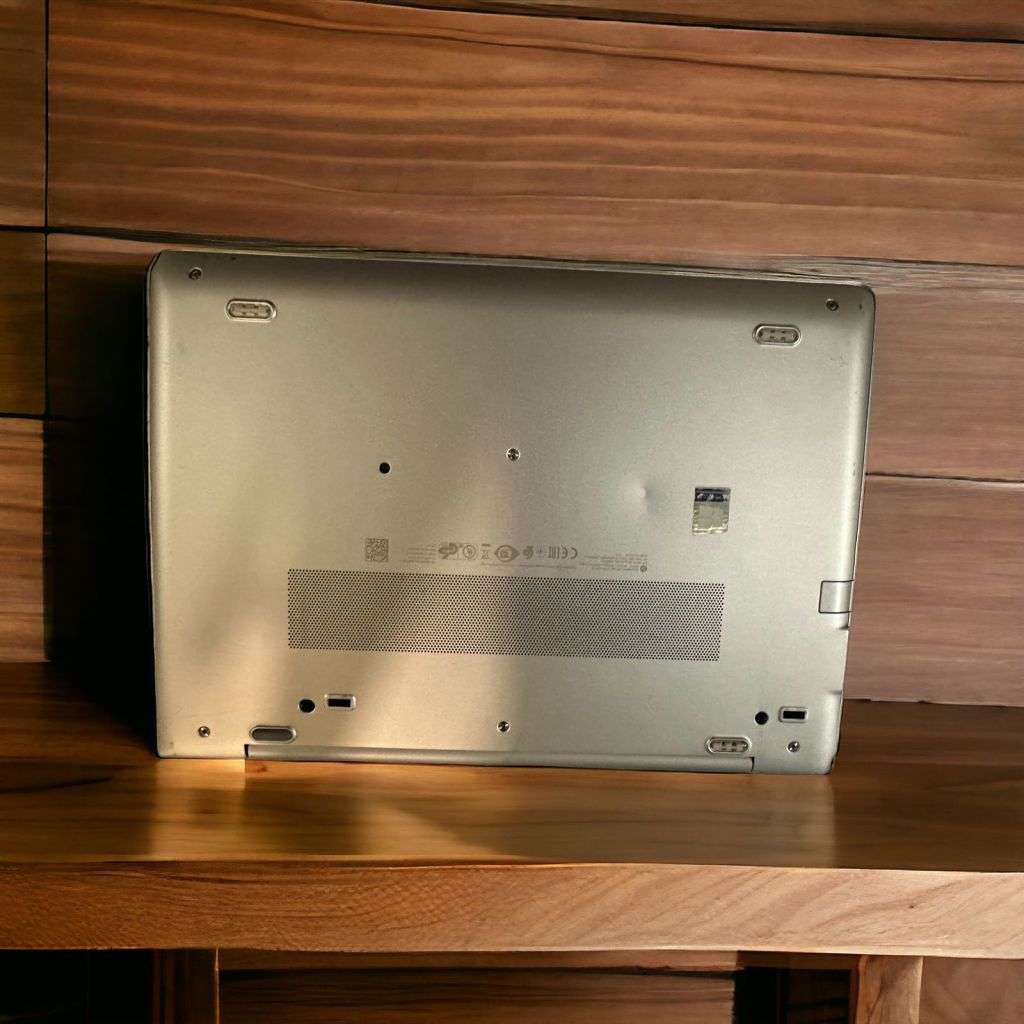 HP EliteBook 840 G5  8th Gen i7-8550U@1.9GHz, 16GB RAM, 256GB SSD,UHD GRAPHICS 620 FHD Display LTE