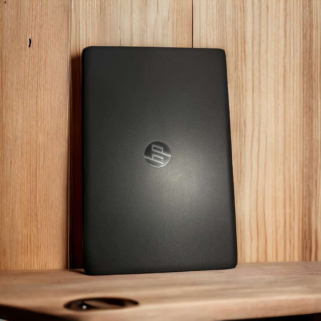 HP 255 G7, AMD A4-9125 RADEON R3 4GB RAM 480GBSSD