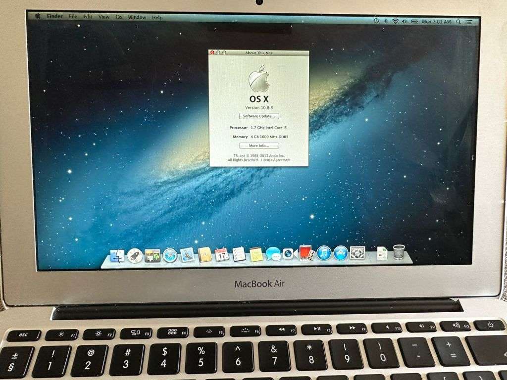 MACBOOK A1R 2012 CORE I5 4GB RAM 60GB SSD PLEASE READ