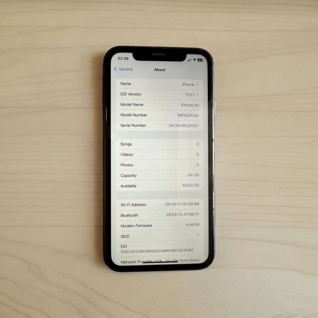 i PHONE XR 64GB MINT CONDITION  89% BATT HEALTH