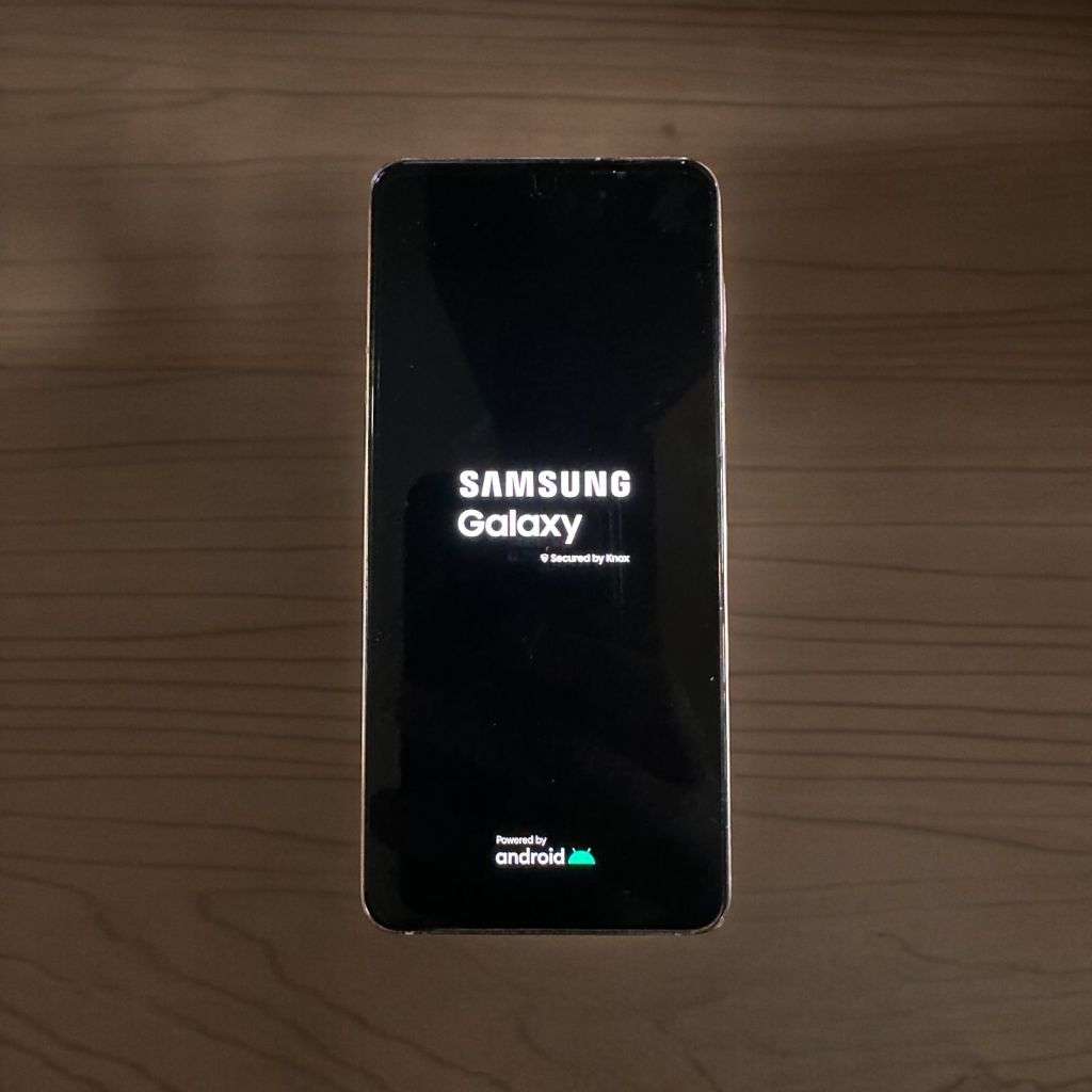 SAMSUNG S21 5G 8GB RAM 256GB DUAL SIM MINT CONDITION