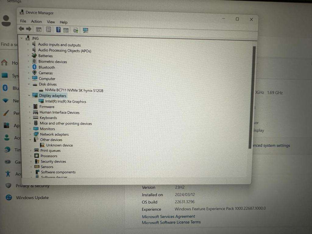 DELL LATITUDE  3520  I7 11TH GEN 15,6 INCH  16GB RAM 512GB SSD  INTEL [R] IRIS [R] XE GRAPHICS FHD