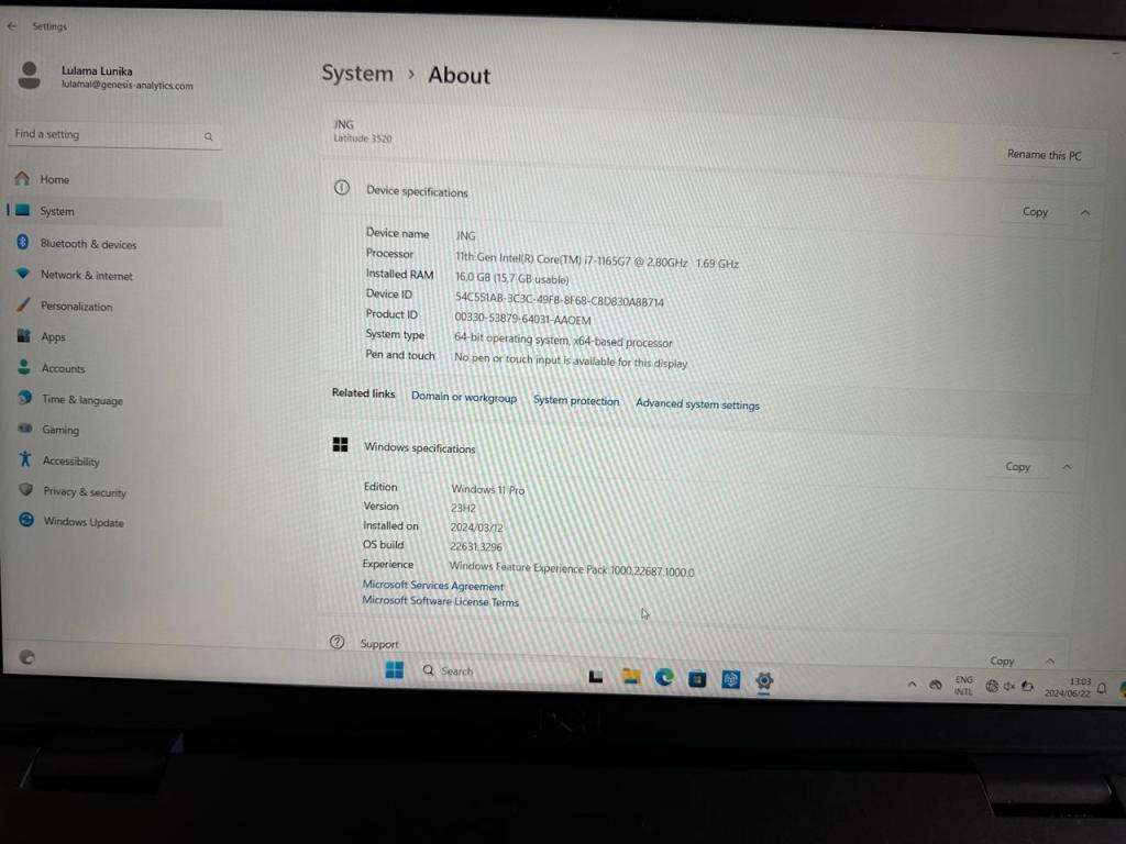 DELL LATITUDE  3520  I7 11TH GEN 15,6 INCH  16GB RAM 512GB SSD  INTEL [R] IRIS [R] XE GRAPHICS FHD