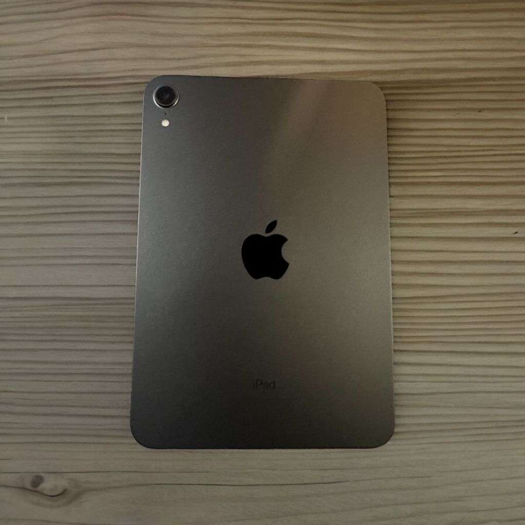 iPad mini (6th gen) Wi-Fi  64GB MINT AS NEW  CONDITION