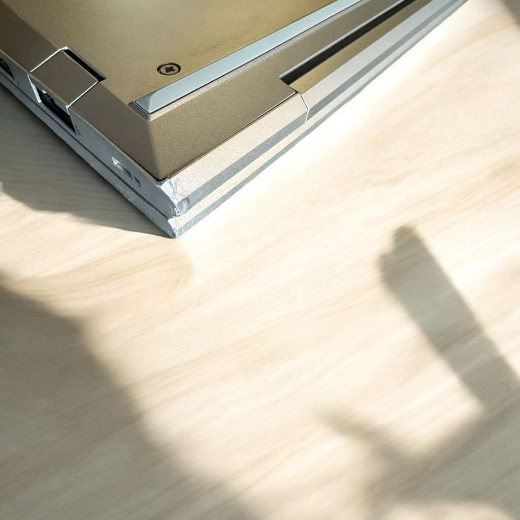 HP EliteBook 640 G9 14-inch FHD Laptop - Core i7-1255U 512GB SSD 16GB RAM R+ LTE Advanced Pro Mint