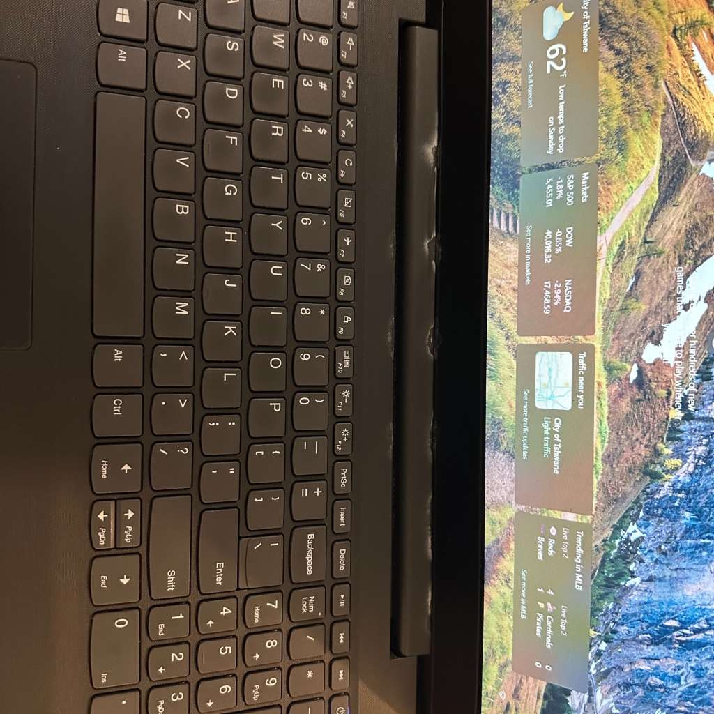 LENOVO V15-IIL CORE I5 10TH GEN 12GB RAM 250GB NVME SSD FHD DISPLAY PLEASE READ