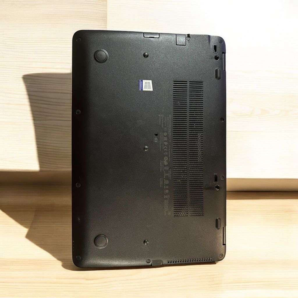 HP EliteBook 840 G3, Intel i7-6600U@2.6GHz, 8GB RAM, 256GB m.2 SSD, 15.6'' FHD Display LTE Mint