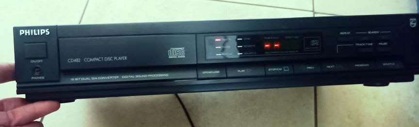 rare find philips compact disk payer