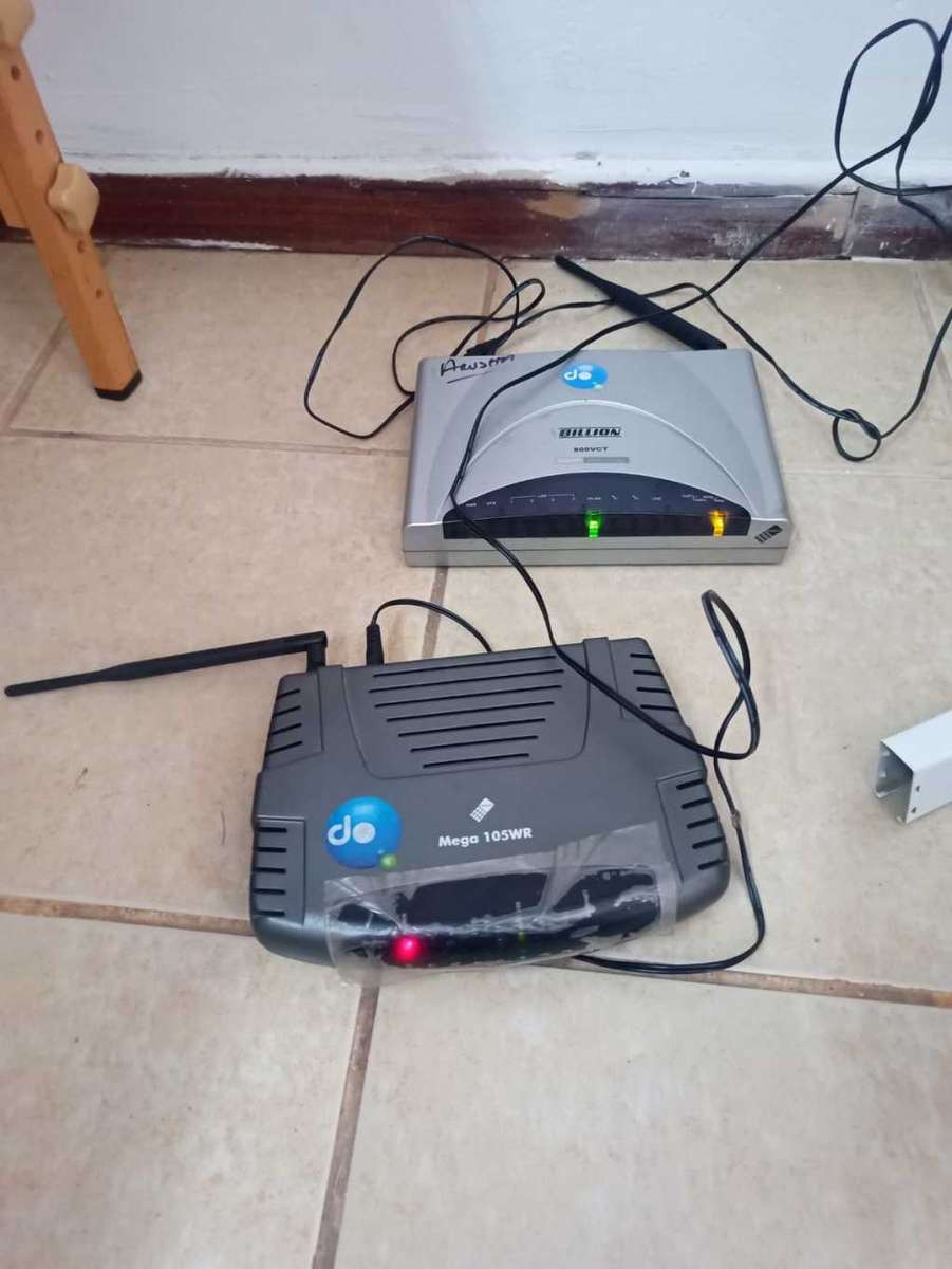 4 x modems sold as one lot