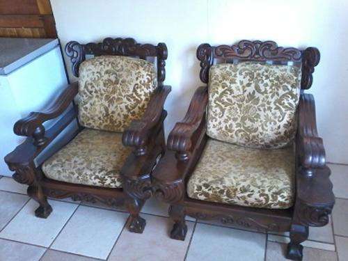 Stunning 7 seater Ball and claw lounge suit . Large and Ornate Imbuia