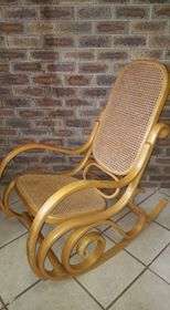 VINTAGE ROCKER CHAIR