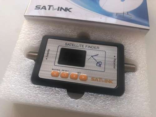 Satlink 6903 (Signal Finder - Easier way to align your satellite dish!)