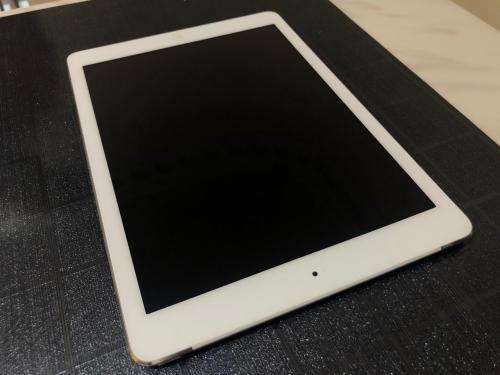 Apple iPad 32GB (Sim+Wifi) A1475