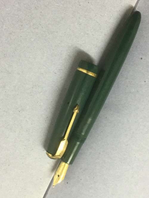 Fountain Pen Parker DUO Fountain Pen with 14k Gold nib (1952)