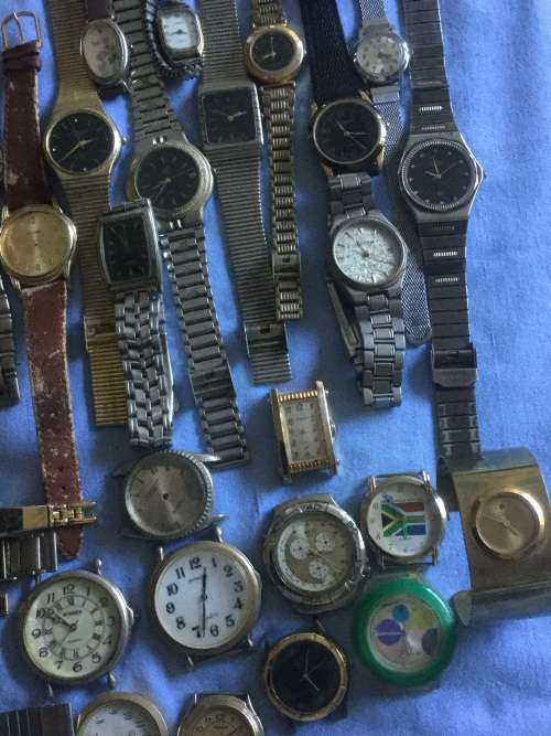 Watches (JOB LOT). Watches need TLC , or used for Parts , straps etc