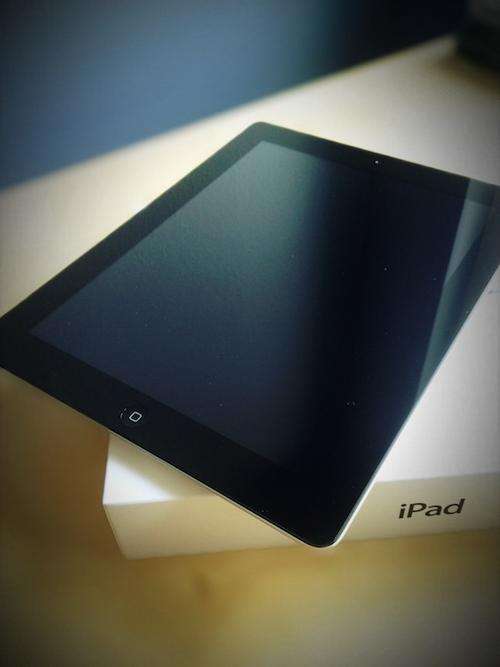 New iPad 16GB WiFi 4G : Brand New