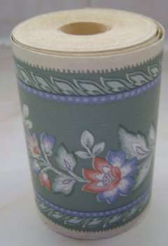 Wallpaper  Border of 10 metres  X  7.75 cm.